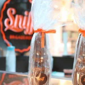 Venda do coelhinho de chocolate da Sniff beneficia GAC