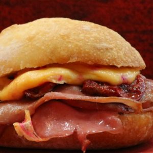 Conheça os novos sanduíches artesanais da Artisano