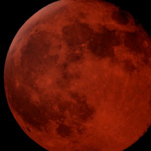 Sexta-feira tem maior eclipse lunar do século