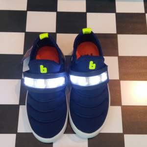 Loja Bibi lança tênis de LED infantil com display
