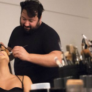 Beauty artist faz ação exclusiva na Sephora