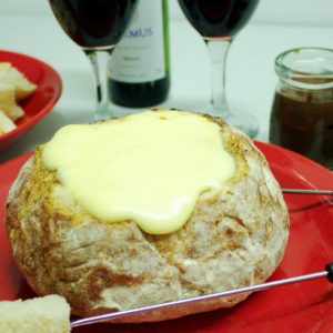 Fondue de queijo na Artisano para ser compartilhado