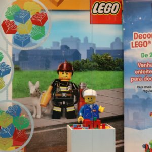 Natal: crianças podem decorar a Lego com suas próprias criações