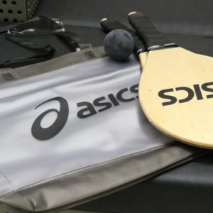 Asics oferece kit verão em ação promocional