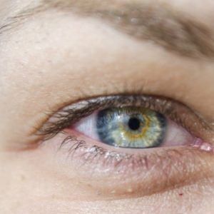 Oftalmologista explica como proteger os olhos do contágio do coronavírus