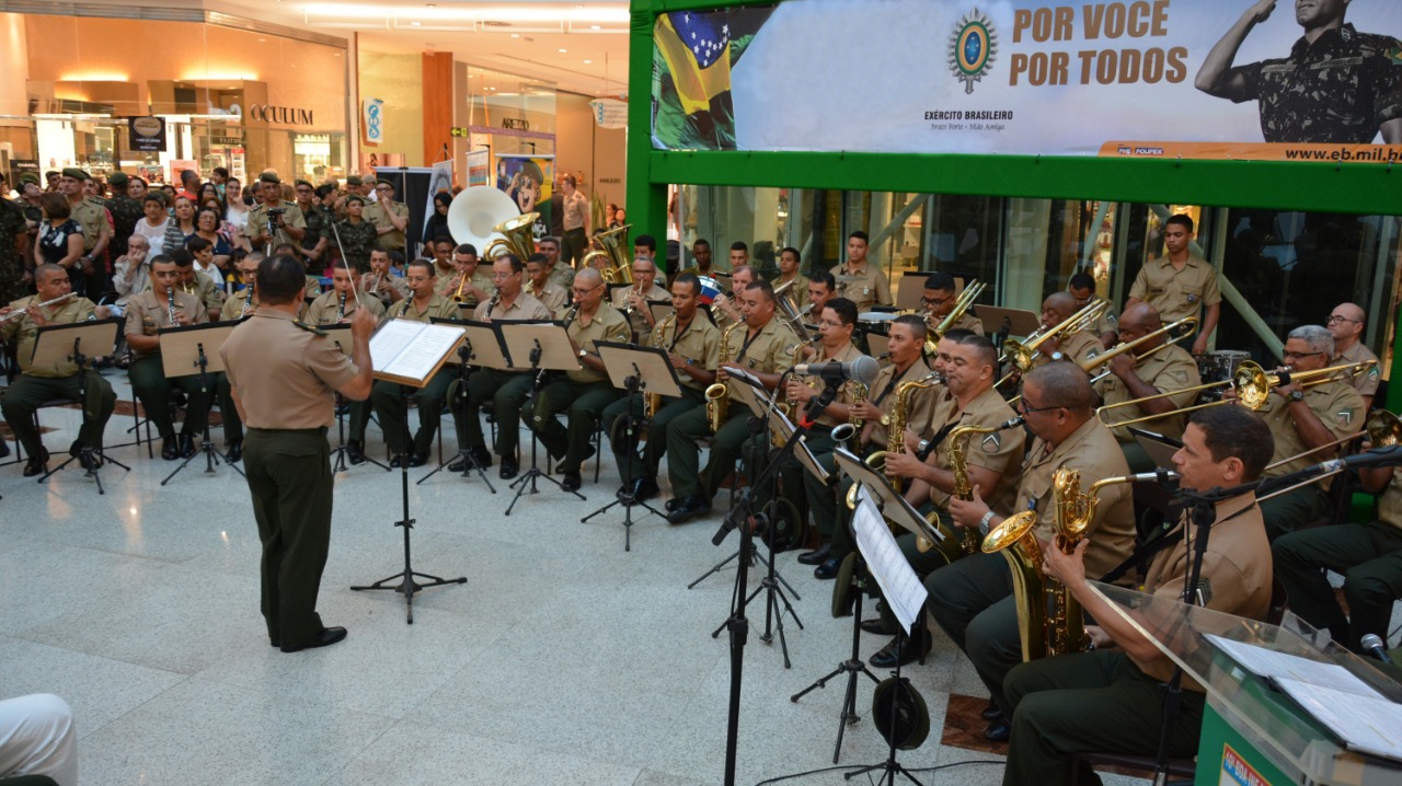 RioMar recebe comemorações pela Semana do Exército