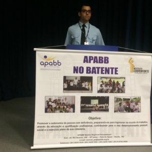 Arthur Medeiros conta sua experiência para jovens PCDs