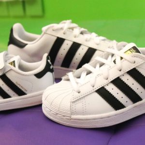 Tênis infantis da Adidas são destaque na Magic Feet