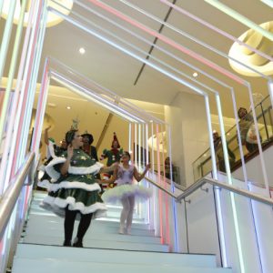 Escada musical já é tradição no Natal RioMar