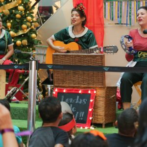 O Tapete Voador e Ilana Ventura animam os Contos de Natal RioMar