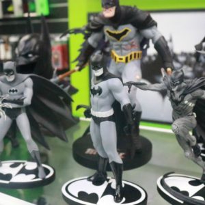 Colecionáveis realistas do Batman causam fascínio na Geek Gamer