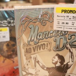 Livraria Saraiva apresenta CDs e DVDs a partir de R$ 0,99