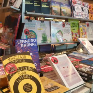 Saraiva traz estande de livros na Semana do Consumidor