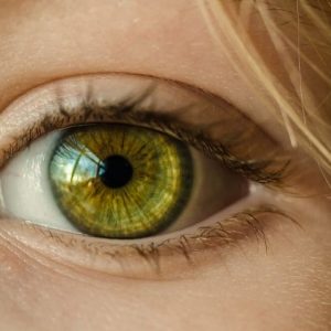 Síndrome do olho seco: veja o que é e saiba como evitar
