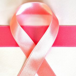 Outubro Rosa: entenda como o Câncer de Mama pode afetar a visão