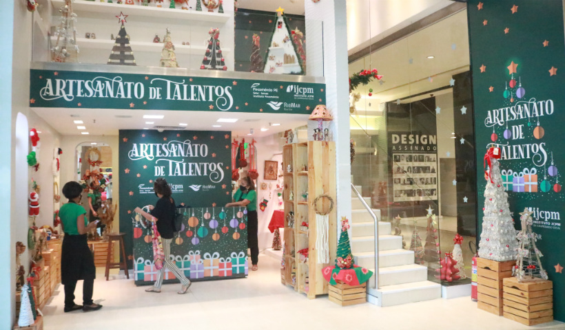 Loja natalina Artesanato de Talentos inaugura no RioMar