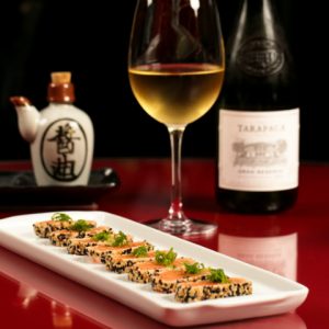 Sushi com vinho: gosta? Veja nossa seleção no RioMar Online