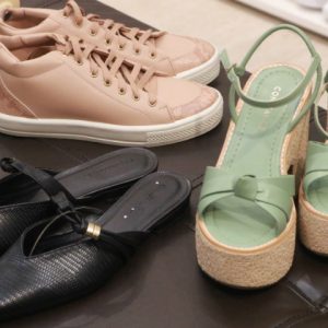Liquidação da Constance com calçados para todos os estilos