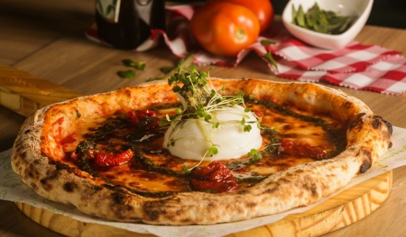 5 Pizzarias tradicionais de SP que vale a pena experimentar