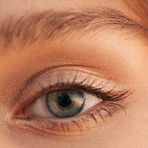 Julho Turquesa: saiba como tratar a Síndrome do Olho Seco