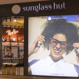 Sunglass Hut: óculos dobravéis da Persol é novidade na loja