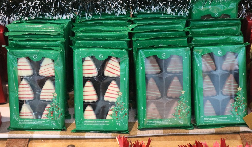 Natal: Cacau Show traz estande de chocolates temáticos | RioMar Recife
