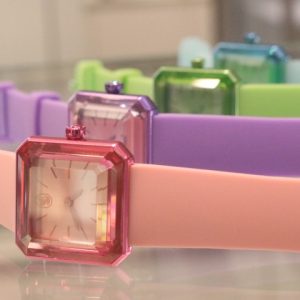 Swarovski lança novos relógios inspirados na Família Lucent