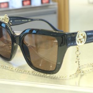 Sunglass Hut destaca 3 grifes para quem ama óculos de sol