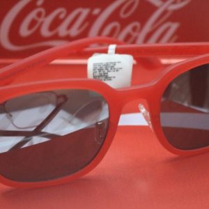 Chilli Beans lança coleção inédita em parceria com a Coca-Cola