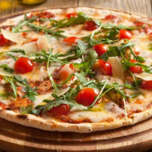 Peça uma pizza no RioMar Online e ganhe um copo exclusivo