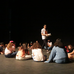 Mini Curso de Teatro Infantil anima crianças no Teatro RioMar