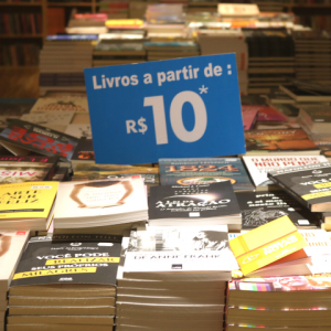 Promo Livros no RioMar reúne títulos a partir de R$ 10