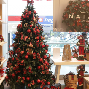 Confira as dicas de árvores de Natal disponíveis no RioMar