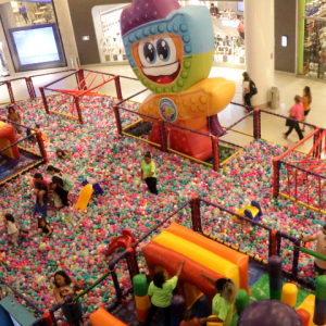 Lazer para crianças: Pop It Park com diversas atrações no RioMar