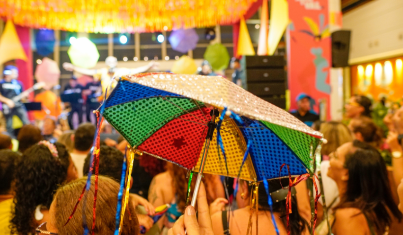 Marron Brasileiro Traz Muito Frevo Para O Carnaval Do Riomar Riomar Recife 2296
