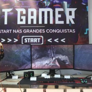 Casal gamer tem espaço garantido no RioMar Online - RioMar Recife Online