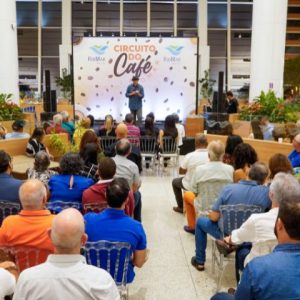 Romoaldo de Souza: café e conversa no RioMar