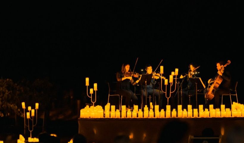 “Candlelight: Os Clássicos do Rock” chega ao Teatro RioMar