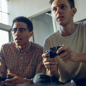 Geek: 9 games para celebrar o Dia do Amigo