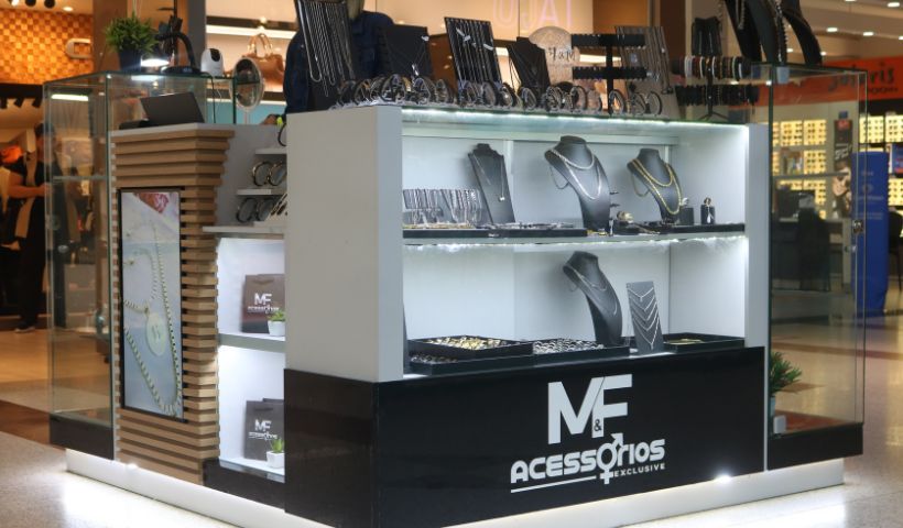 M&F Acessórios inaugura quiosque no RioMar