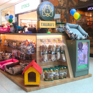 Tauau Pet inaugura com muitos petiscos e acessórios