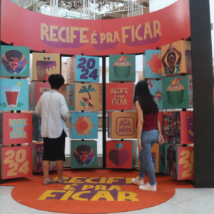 ‘Recife é pra ficar’: campanha de Carnaval traz espaço instagramável