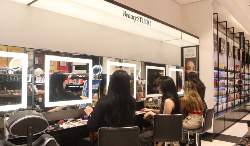 Sephora tem serviços de maquiagem com 30% de desconto